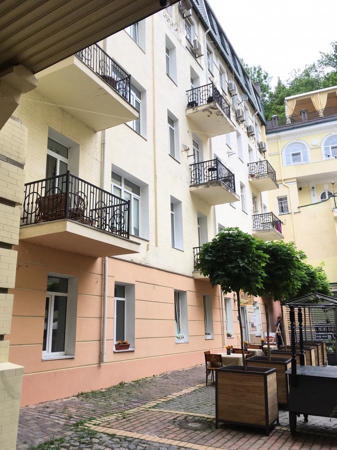 Andreevsky Guest House Kiev Exterior photo